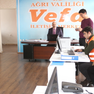 Ağrı Valiliği Vefa Sosyal Destek Grubu Vatandaşlarımızın Yanında - fotoğraf 2