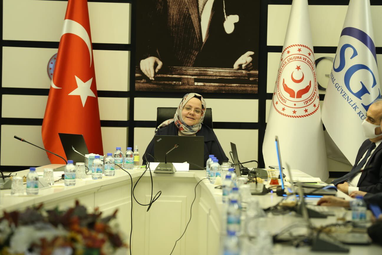 Bakan Selçuk: “2. Faz Sosyal Yardım, İhtiyaç Sahibi Farklı 2 Milyon 300 Bin Haneye Verilecek”