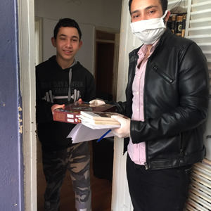 Evde Kalan Çocuklarımıza “Zekâ ve Akıl Oyunları Seti” ile Hikâye Kitapları Dağıtıldı - fotoğraf 3