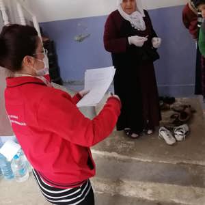 Vefa Sosyal Destek Gruplarımız evlerinden çıkamayan vatandaşlarımızın gıda ilaç maaş ve alışveriş ihtiyaçlarını karşılamaya devam ediyor - fotoğraf 4
