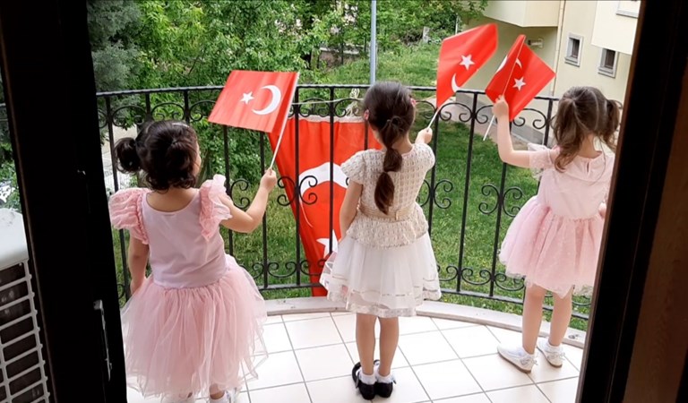 Avrupa'da en çok çocuk Türkiye'de