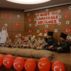 18 Mart 1915 Çanakkale Zaferini, Muzaffer Kahramanlarımızı ve Şehitlerimizi Anma Programı Gerçekleştirdik - fotoğraf 10