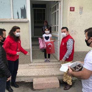 ‘Vefa Destek Grubu’ Doğum Günlerinde Ecrin ve Tuğçe’yi Yalnız Bırakmadı - fotoğraf 1