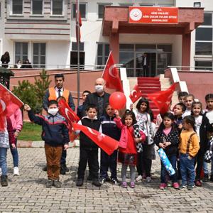 23  Nisan Ulusal Egemenlik Ve  Çocuk Bayramında  Çocuk Evlerinde Kalan çocuklarımızla Bayram Kutlaması  - fotoğraf 3
