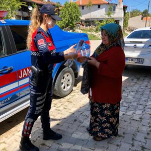 “Anneler Gününde” Şehitlerimizin Annelerini Ziyaret Ettik - fotoğraf 6
