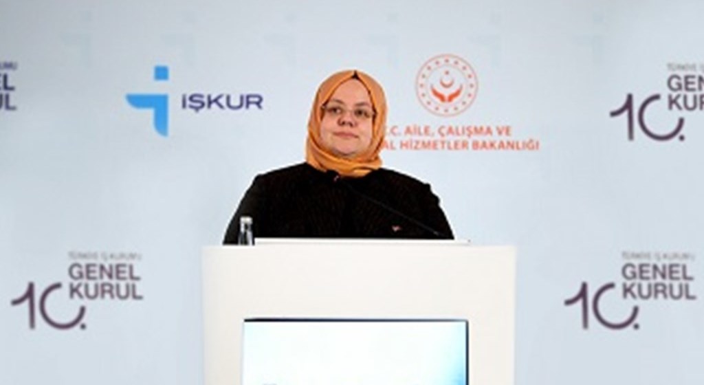 Bakanımız Selçuk’tan Önemli Uyarı: “Güvenliğiniz İçin Kişisel Bilgilerinizi Paylaşmayın”