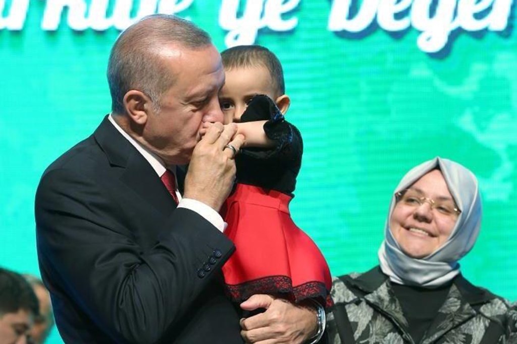 Aileler Danışmanlık Hizmetleriyle Güçlendiriliyor.