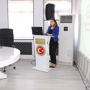 Vali yardımcısı Yakup Ömeroğlu başkanlığında 9 Kurumun katılımıyla “Kadın Kooperatiflerinin Güçlendirilmesi İş Birliği Protokolü çerçevesinde” İl Değerlendirme Toplantısı yapıldı - fotoğraf 2