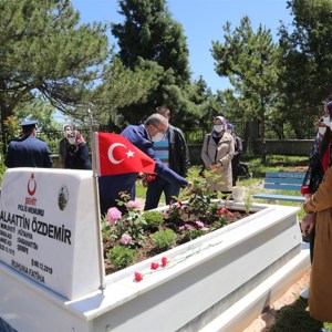 Valimiz Dr. Ömer Toraman ve İl Müdürümüz Ömer Turan Şehit Ailelerimizi Yalnız Bırakmadı - fotoğraf 8