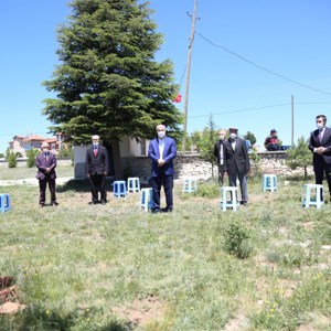 Valimiz Dr. Ömer Toraman ve İl Müdürümüz Ömer Turan Şehit Ailelerimizi Yalnız Bırakmadı - fotoğraf 21