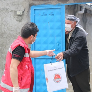 SHM’lerimizden Şehit Yakınlarımıza Bayram Ziyareti - fotoğraf 11