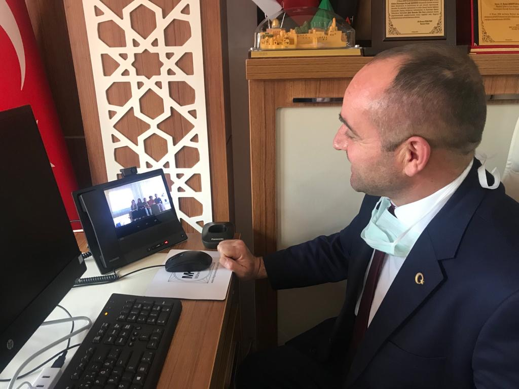 Çocuklarımız, İl Müdürü H.Haluk AKKOYUNLU ile Telekonferans Üzerinden Bayramlaştı