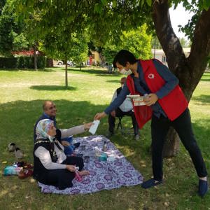 Personellerimiz, Sokağa Çıkma Kısıtlamasına Tabi Olan 65 Yaş Üzeri Kıymetli Büyüklerimizin Yanındaydı - fotoğraf 5