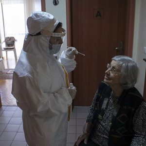  Bakan Selçuk: “Huzurevlerimizde Görevli Doktor Sayısını Artırıyoruz" - fotoğraf 1