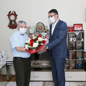Valimiz Ali Çelik Babalar Günü’nde  Şehit Babalarını Yalnız Bırakmadı  - fotoğraf 6