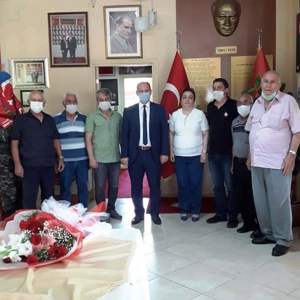 İl Müdürümüz Fatih Ataşlı, Adana İlimizdeki Şehit Yakınları ve Gazi Derneklerine Ziyarette Bulundu - fotoğraf 6
