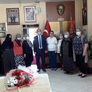 İl Müdürümüz Fatih Ataşlı, Adana İlimizdeki Şehit Yakınları ve Gazi Derneklerine Ziyarette Bulundu - fotoğraf 8