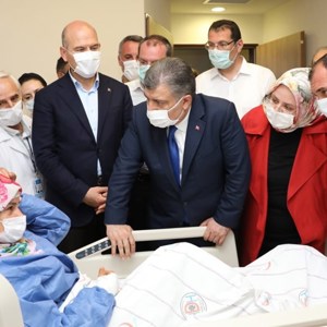 Bakanımız Selçuk, Sakarya'da Patlamanın Yaşandığı Bölgede İncelemelerde Bulundu - fotoğraf 7