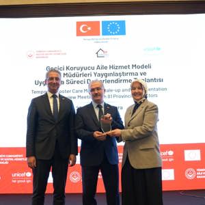 📌 İL MÜDÜRLÜĞÜMÜZE BAŞARI ÖDÜLÜ - fotoğraf 1