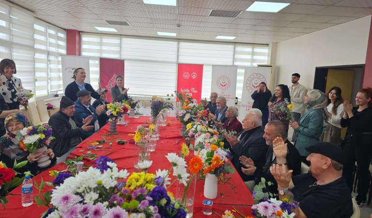 Samsun Huzurevi’nde Çiçek Terapisi Etkinliği Düzenlendi