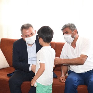 “Demokrasi ve Milli Birlik Günü” Kapsamında, 15 Temmuz Şehit ve Gazi Aileleri Ziyaret Edildi - fotoğraf 5