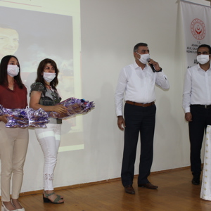“Gençlerin Gözüyle 15 Temmuz” ile “15 Temmuz ve Kahraman Türk Kadını” Konulu Şiir ve Resim Yarışmaları Ödül Töreni - fotoğraf 38