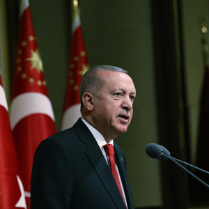15 Temmuz Şehitlerimizin Emanetleri ve Gazilerimiz Cumhurbaşkanlığı Külliyesi’nde Cumhurbaşkanımız Recep Tayyip Erdoğan ile Bir Araya Geldi - fotoğraf 3