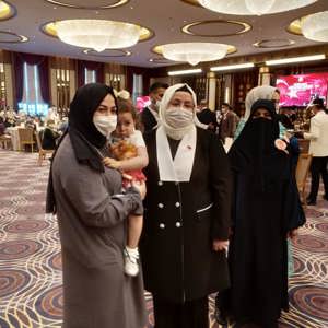 15 Temmuz Şehitlerimizin Emanetleri ve Gazilerimiz Cumhurbaşkanlığı Külliyesi’nde Cumhurbaşkanımız Recep Tayyip Erdoğan ile Bir Araya Geldi - fotoğraf 10