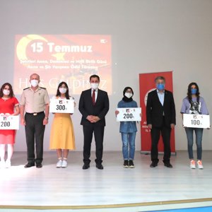 15 Temmuz Konulu Resim ve Şiir Yarışması Ödül Töreni Düzenlendi - fotoğraf 4