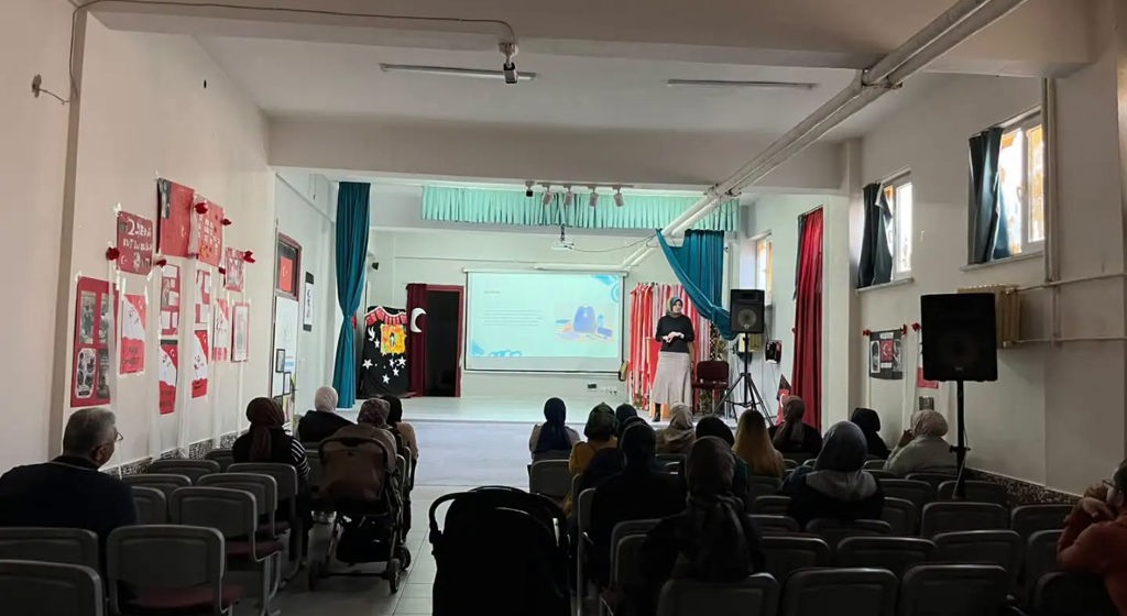 Okul-Aile İş Birliğinin Güçlendirilmesine Yönelik Eğitim Gerçekleştirildi