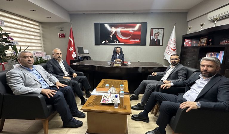 Hür Dava Partisi İl Başkanı Mehmet Emin Doğru’dan İl Müdürümüz Ahmet Kırtay’a Ziyaret