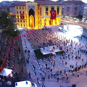 15 Temmuz Demokrasi ve Milli Birlik Günü’nde Bir Dizi Etkinlik Düzenlendi - fotoğraf 14