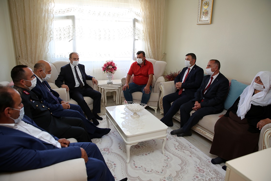 Kurban Bayramı Münasebetiyle Şehit Aileleri ve 15 Temmuz Gazisi Ziyaret Edildi
