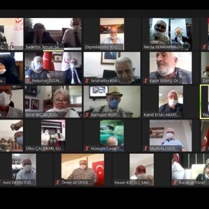 Bakan Selçuk, Huzurevi Sakinleriyle Bayramlaştı - fotoğraf 1