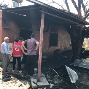 Psikososyal Destek Ekiplerimiz Kozan’da Yangın Bölgesinde - fotoğraf 1
