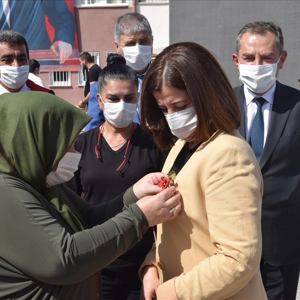 Edirne “Kadın El Emeği Ürünleri Satış ve Tanıtım Otobüsü” Çalışmalara Başladı - fotoğraf 24