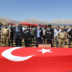 Şehit Jandarma Uzman Çavuş Aykut Variyenli Son Yolculuğuna Dualarla Uğurlandı - fotoğraf 1