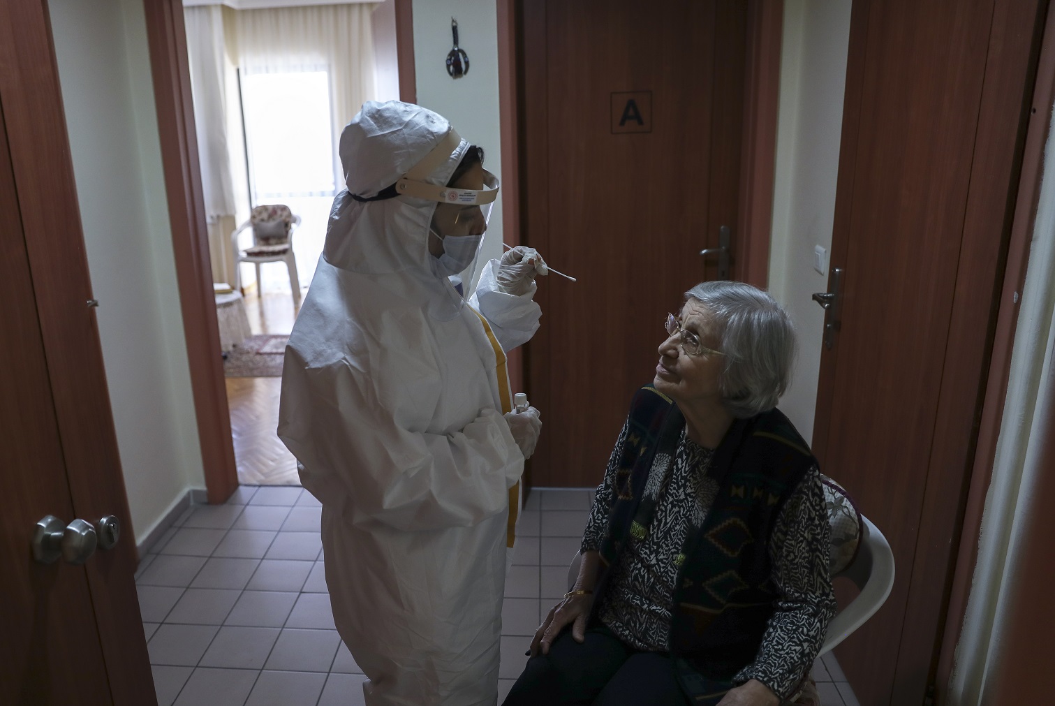 Huzurevlerindeki Kovid-19 Tedbirlerinin Süresi Bir Sonraki Duyuruya Kadar Uzatıldı