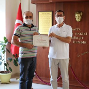 İl Müdürümüz Ahmet KURT Huzurevlerimizde Fedakârca Çalışan Yöneticilere ve Personele Teşekkür Belgesi Verdi - fotoğraf 3