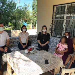 “Koruyucu Aile” Olma Sorumluluğunu Üstlenen Canpolat Ailemiz Ziyaret Edildi - fotoğraf 2