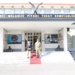 İL MÜDÜRÜMÜZDEN, TUGAY KOMUTANIMIZA HAYIRLI OLSUN ZİYARETİ - fotoğraf 1