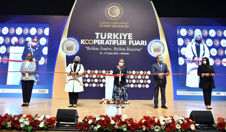 Bakanımız Selçuk, Türkiye Kooperatifler Fuarı Açılış Töreni'ne Katıldı