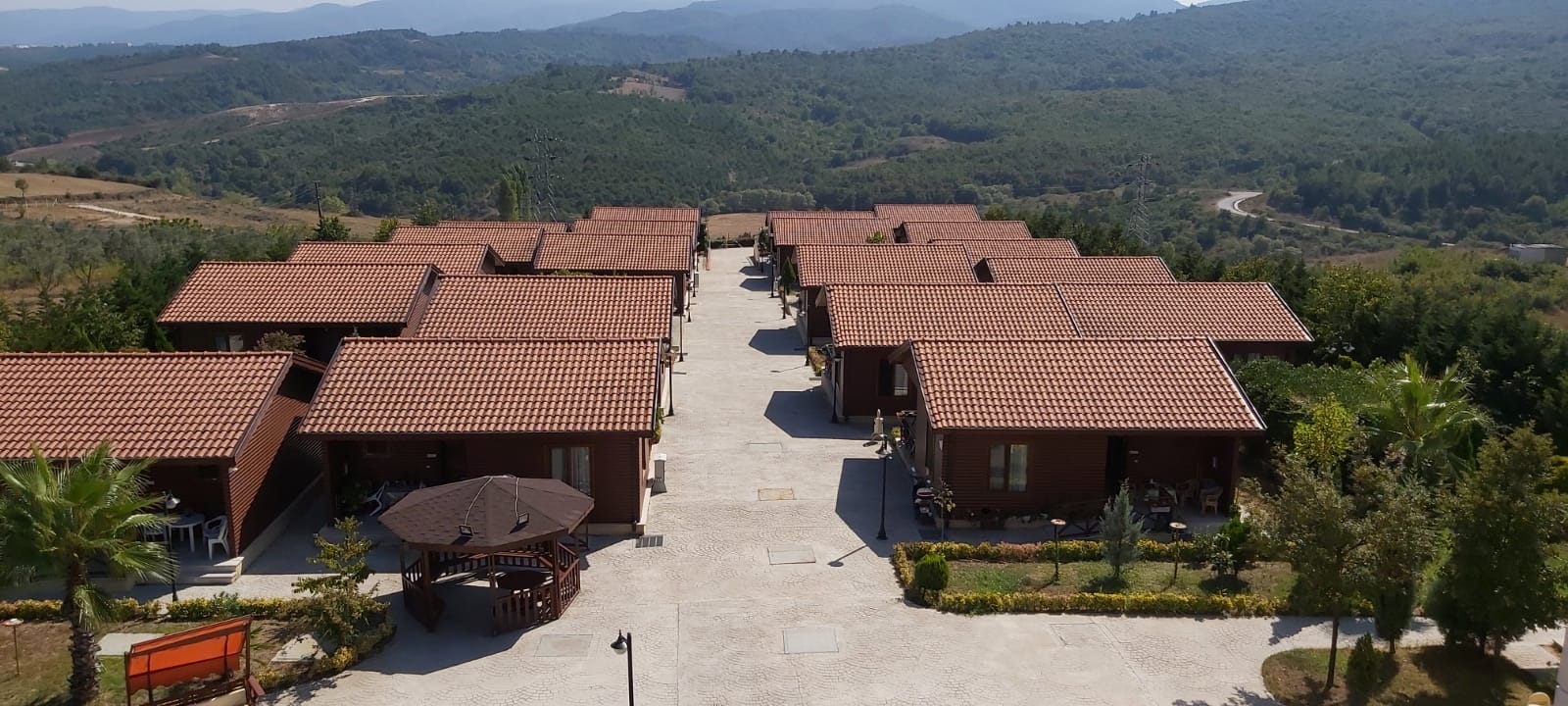 Bakan Selçuk: “Yaşlılarımızın İyi Koşullarda Yaşamlarını Sürdürmeleri İçin Site, Avlu ve Küçük Ev Tipi Huzurevi Modellerini Yaygınlaştıracağız”