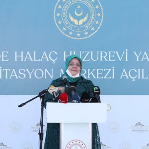 Bakan Selçuk, Afyonkarahisar'da Huzurevi Açılışına Katıldı - fotoğraf 1