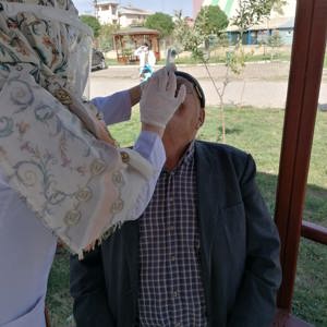 HUZUREVİ SAKİNLERİNE COVİD-19 TESTİ YAPILDI - fotoğraf 3