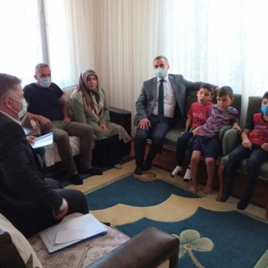 İl Müdürümüz Mahmut ÖZDEMİR Bir Engelli Çocuğumuzu Daha Sevindirdi - fotoğraf 1