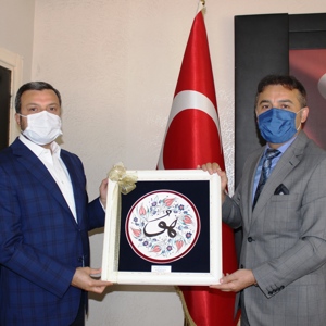 Yüreğir Belediye Başkanı Fatih Mehmet Kocaispir, İl Müdürümüz Nevzat Özer’i Makamında Ziyaret Etti - fotoğraf 1