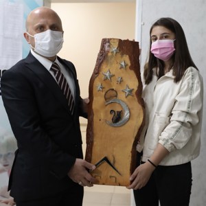 İl Müdürlüğümüz Çocuk Evleri Sitesinde Yapımı Tamamlanan Kütüphanenin Açılış Yapıldı - fotoğraf 4