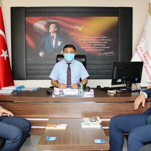 Adana İl Ticaret Müdürü Adnan Ekiz ve Adana Esnaf ve Sanatkârlar Odaları Birliği  Başkanı Niyazi Göğer, İl Müdürlüğümüze Ziyarette Bulundu - fotoğraf 2