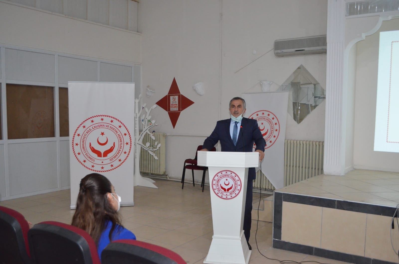 OKA Tarafından Teknik Destek Sağlanan “Sosyal Hizmet Merkezi Meslek Elemanlarının Otizmde Güçlendirilmesi” Eğitimi Tamamlandı